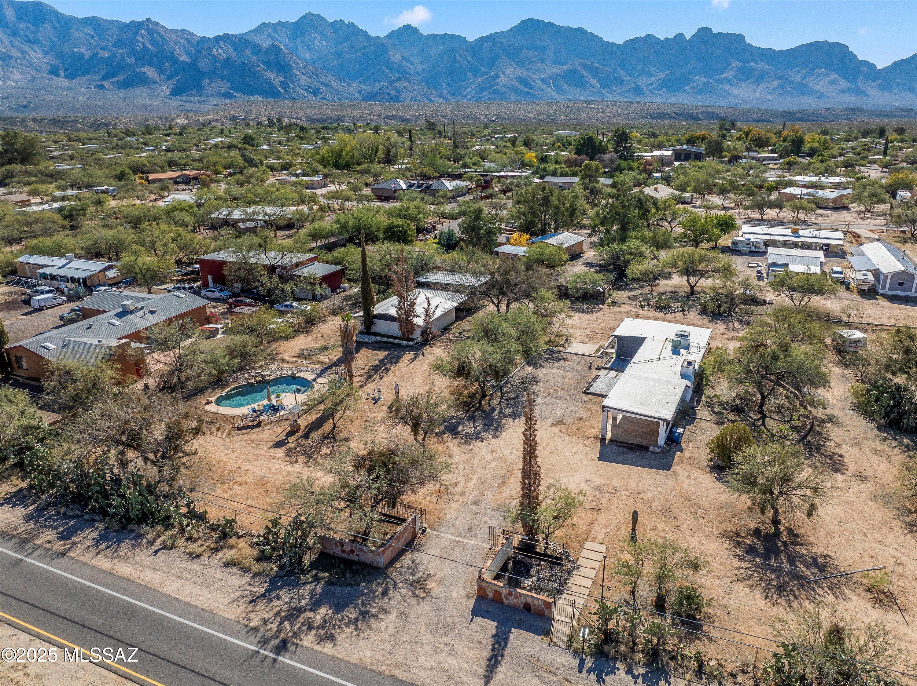 3560 East Wilds Road Tucson, AZ 85739 - Photo 2 of 28 Gallery Image 2