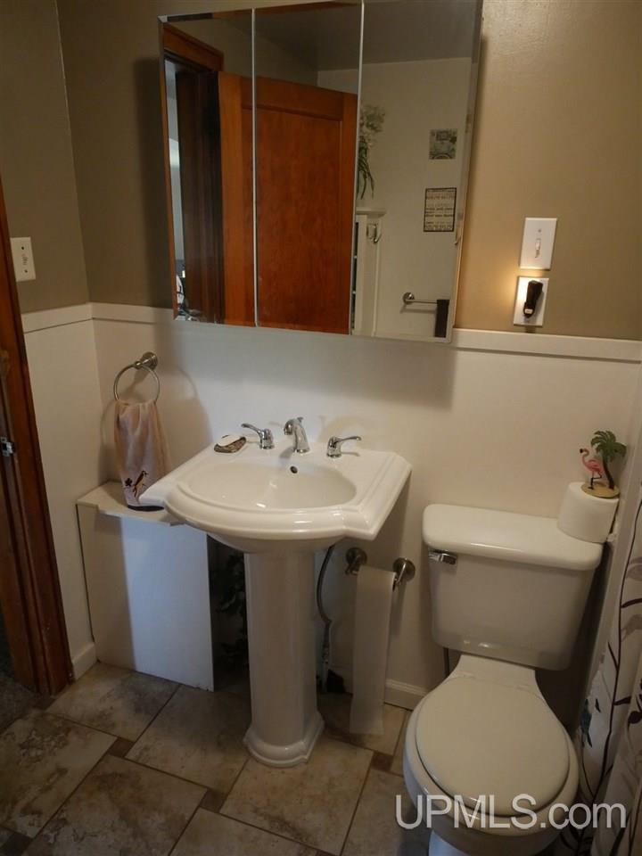 57501 Traprock Valley Road Calumet, MI 49913 - Photo 16 of 44