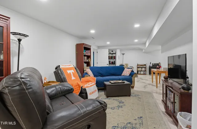 $519,900 | 4509 Old Stage Road, Kingsport, TN 37664