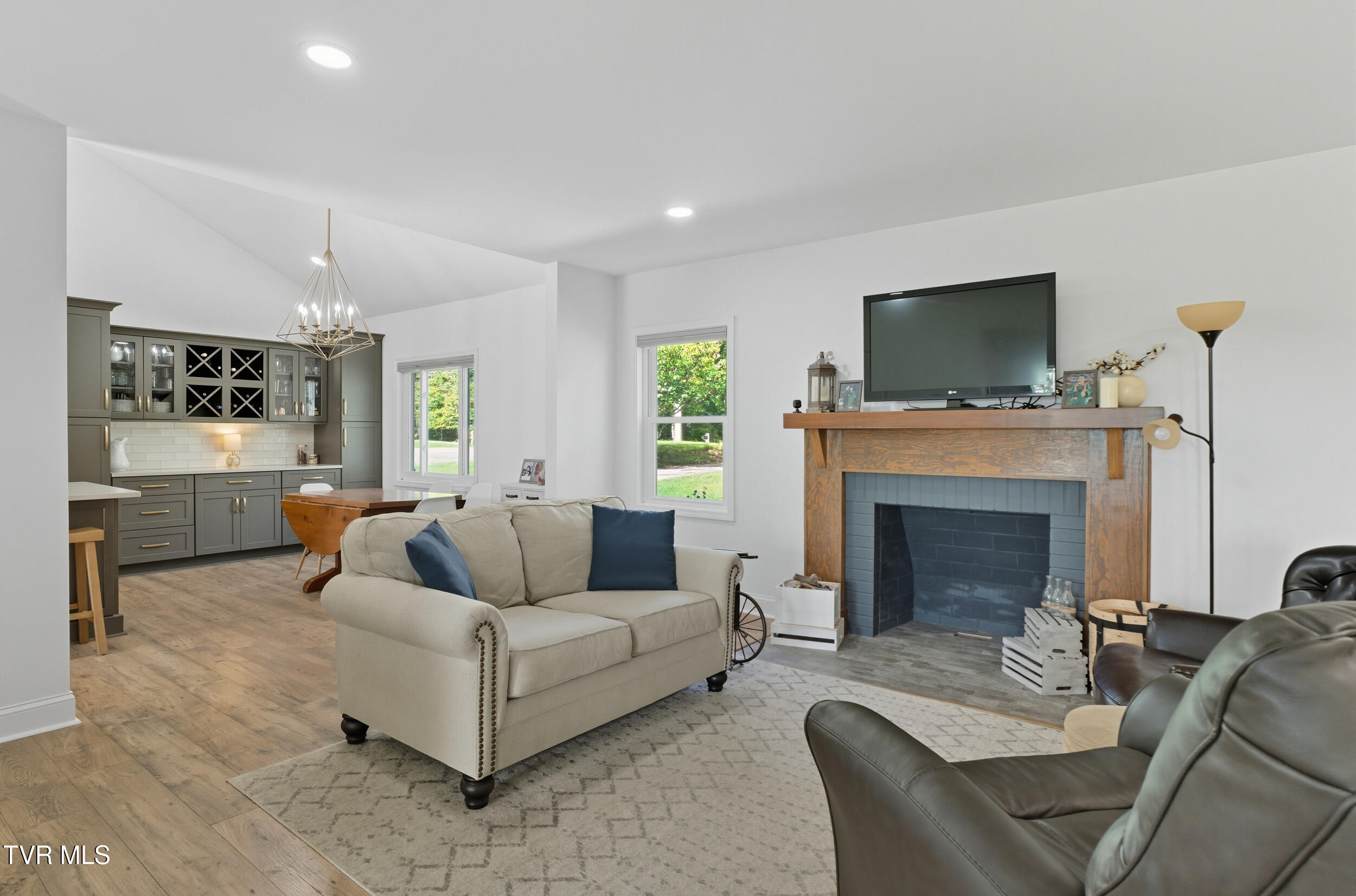 4509 Old Stage Road Kingsport, TN 37664 - Photo 8 of 47 dsc09311