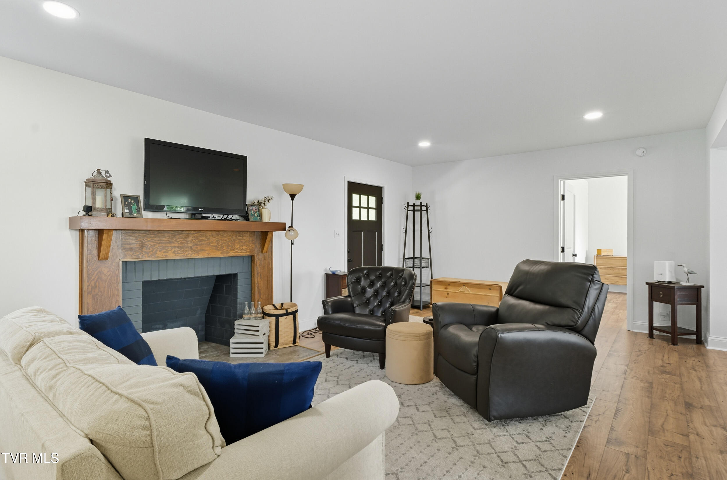 4509 Old Stage Road Kingsport, TN 37664 - Photo 9 of 47 dsc09316