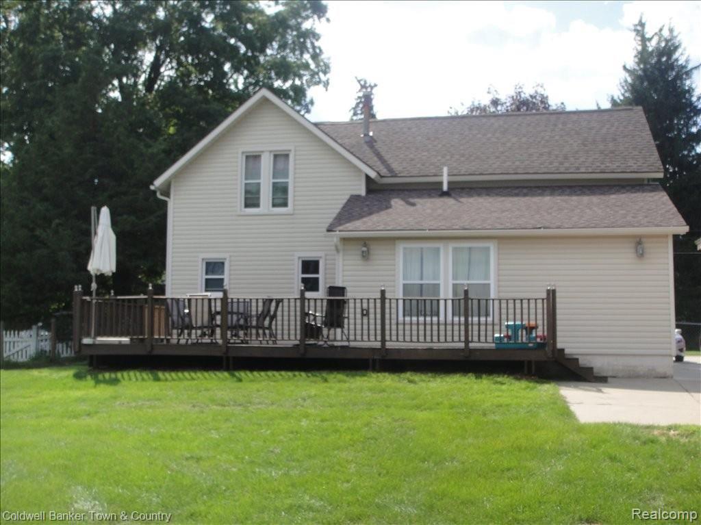 130 Eleanor Road Highland, MI 48356 - Photo 4 of 23