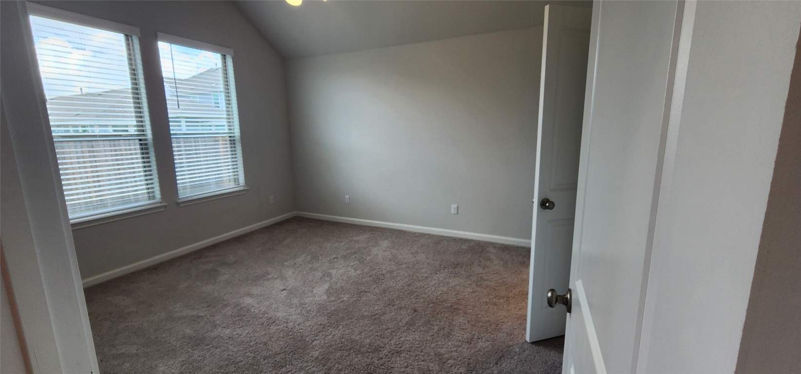 652 Los Olives Lane Georgetown, TX 78628 - Photo 20 of 36 a view of empty room with window