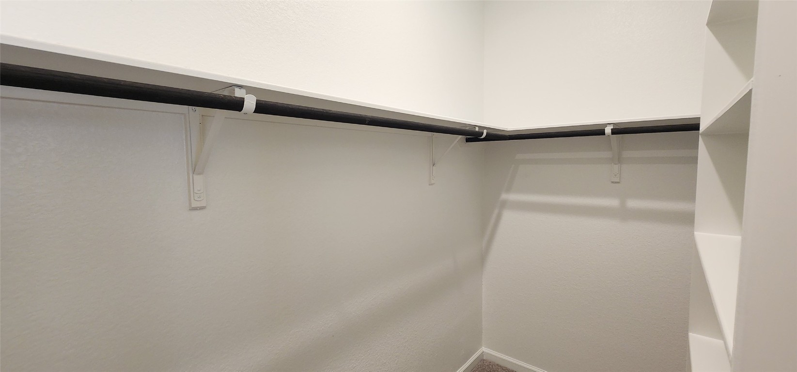 652 Los Olives Lane Georgetown, TX 78628 - Photo 26 of 36 a close view of closet