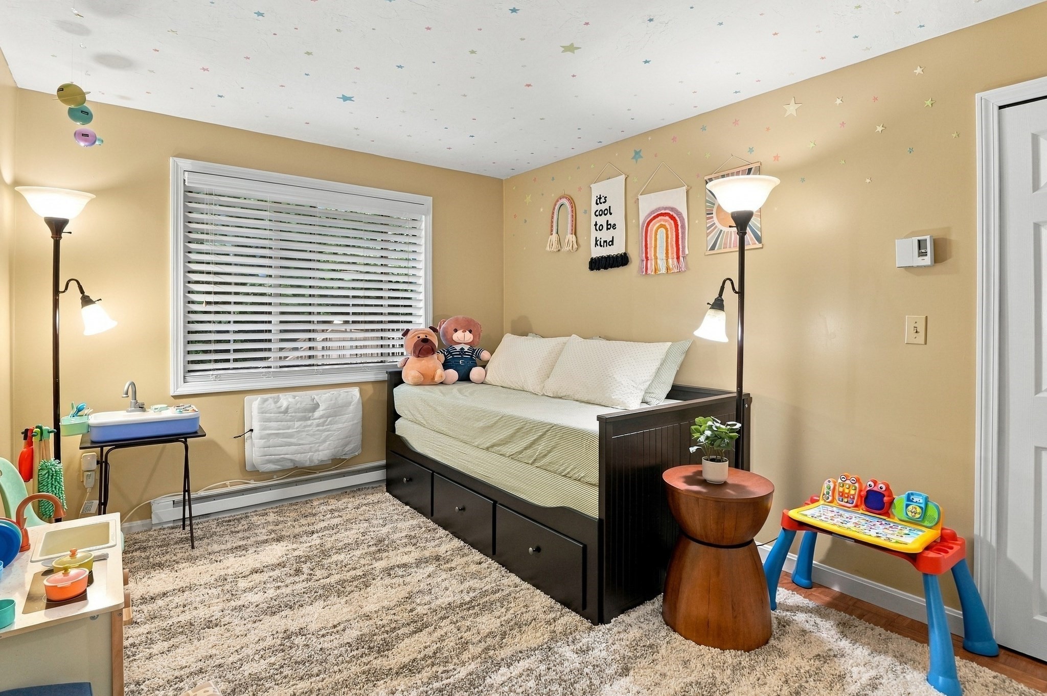11 Jonathan Circle Worcester, MA 01604 - Photo 24 of 40 Gallery Image 24