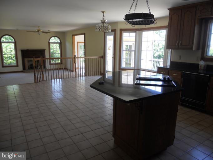 5068 Mt Zion Road Frederick, MD 21703 - Photo 3 of 25 Kitchen