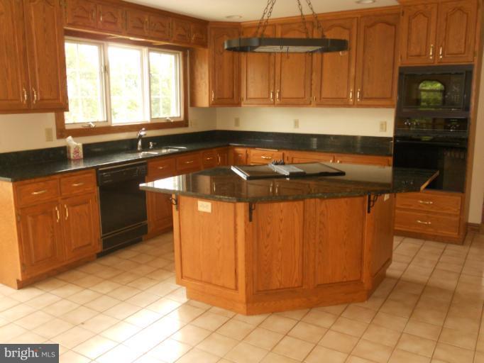 5068 Mt Zion Road Frederick, MD 21703 - Photo 23 of 25 Kitchen
