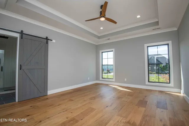 $874,900 | 256 Watercrest Drive, Vonore, TN 37885