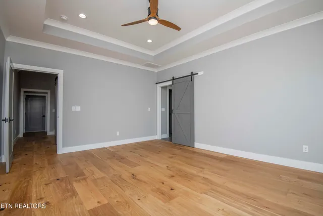 $874,900 | 256 Watercrest Drive, Vonore, TN 37885