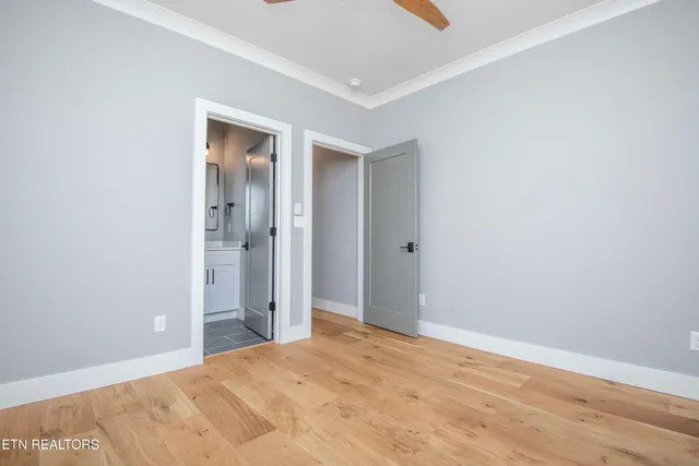 $874,900 | 256 Watercrest Drive, Vonore, TN 37885