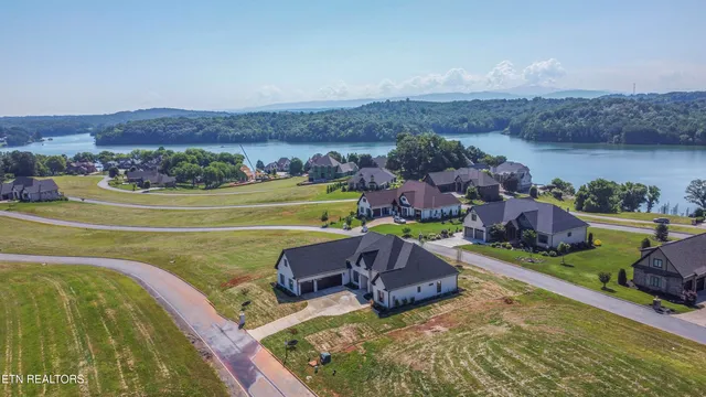 $874,900 | 256 Watercrest Drive, Vonore, TN 37885