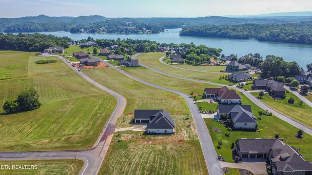 $874,900 | 256 Watercrest Drive, Vonore, TN 37885