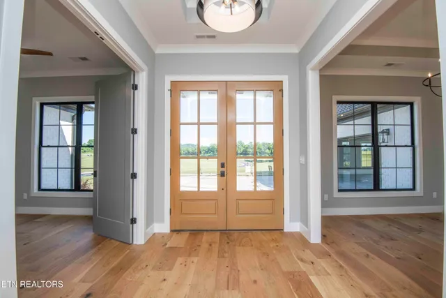 $874,900 | 256 Watercrest Drive, Vonore, TN 37885