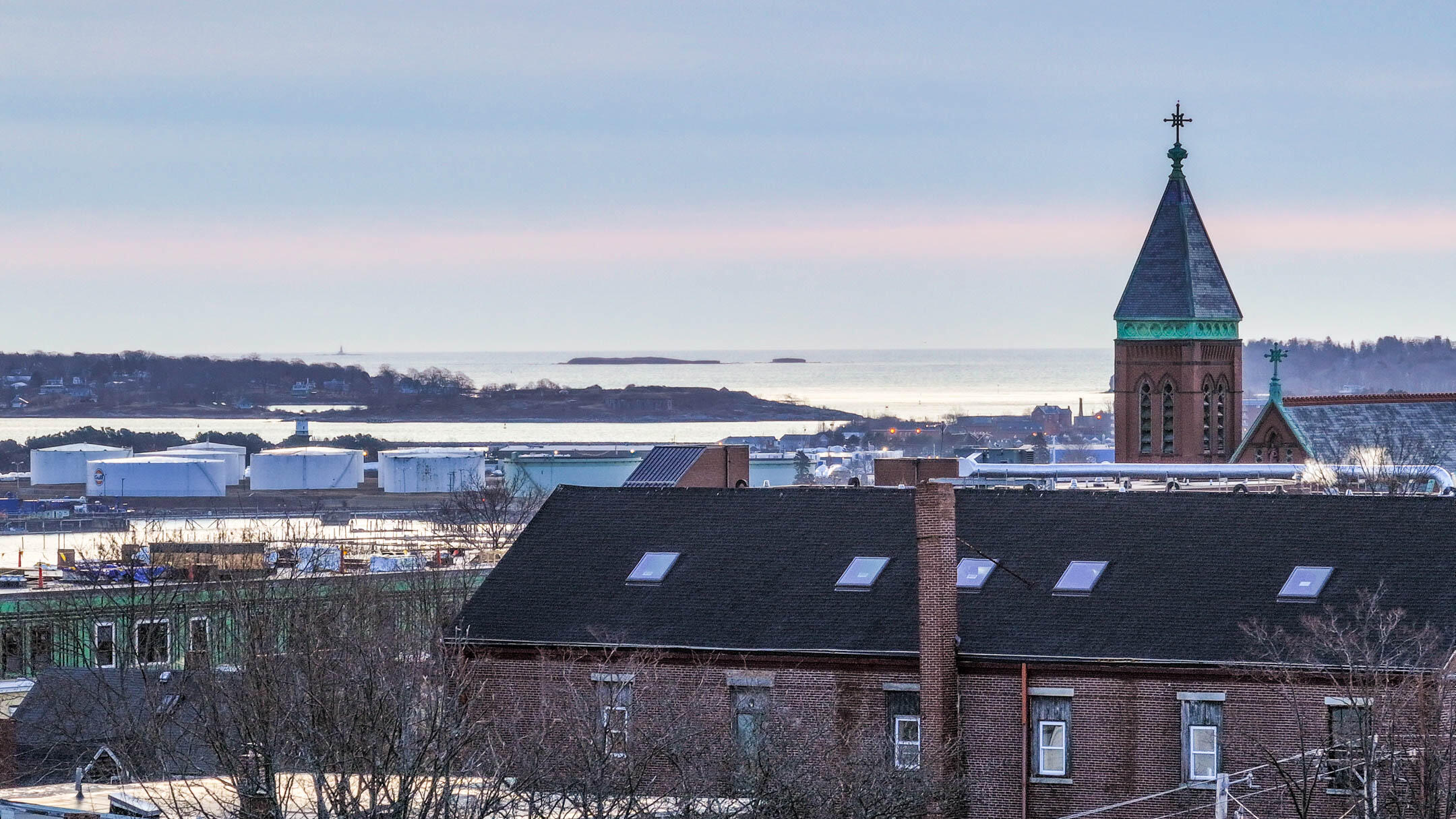 64 Pine Street, Unit 403 Portland, ME 04102 - Photo 4 of 35 Southeast