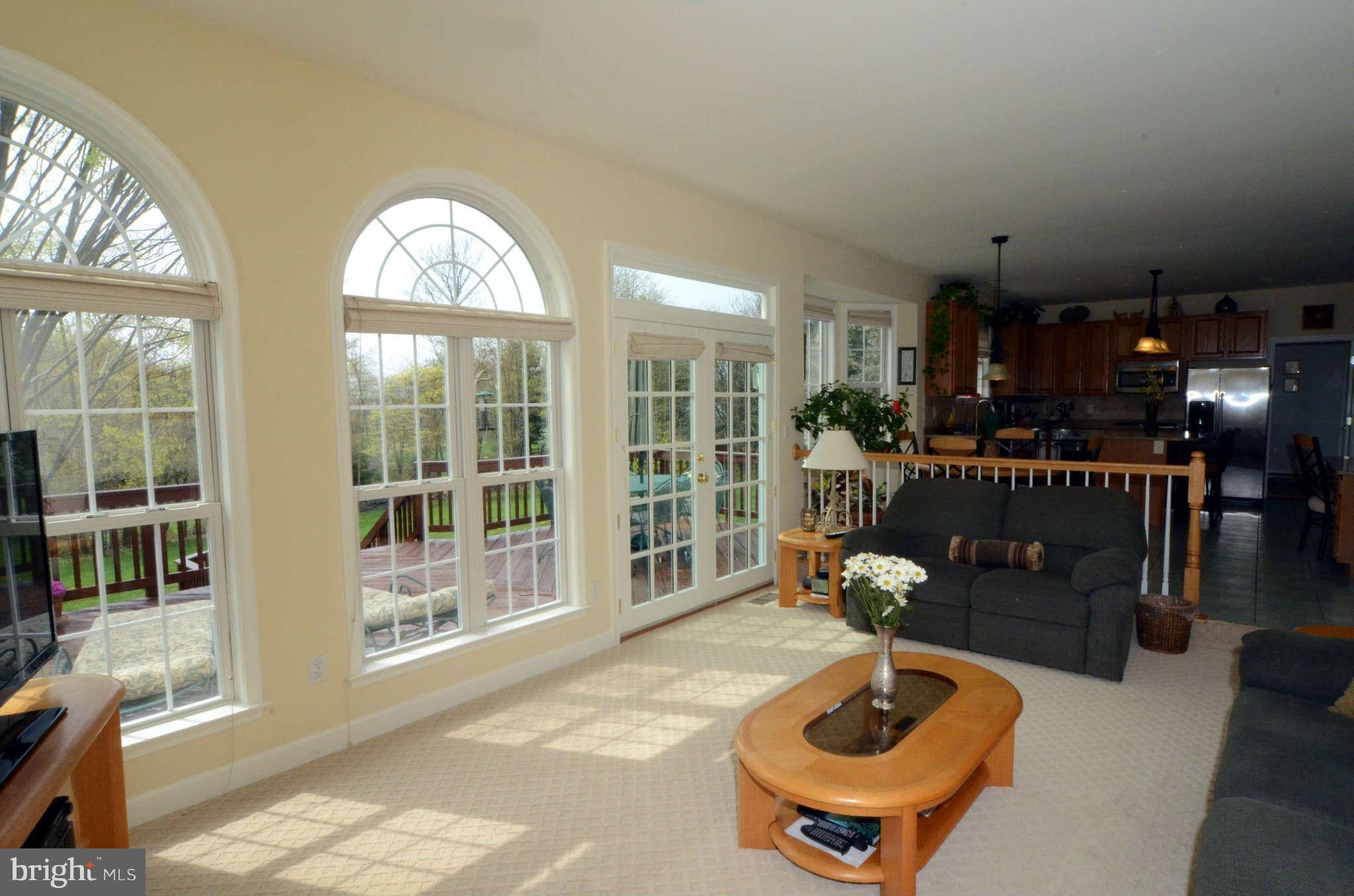 24610 Kings Valley Road Clarksburg, MD 20871 - Photo 4 of 30 Family Room