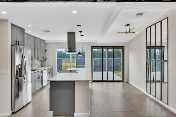 $3,600 | 8316 Huntsman Place, Boca Raton, FL 33433