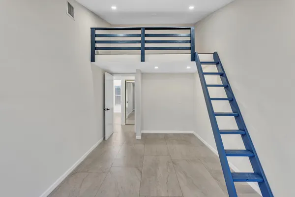 $3,600 | 8316 Huntsman Place, Boca Raton, FL 33433