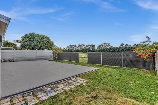 $3,600 | 8316 Huntsman Place, Boca Raton, FL 33433