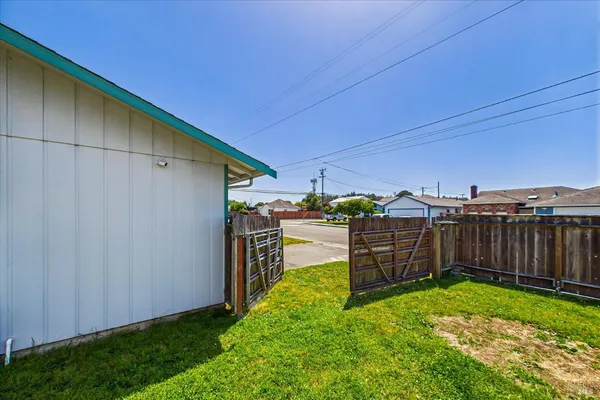$447,950 | 2393 Ohio Street, Eureka, CA 95501