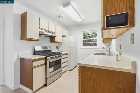 $399,000 | 507 Los Cerritos Drive, Vallejo, CA 94589