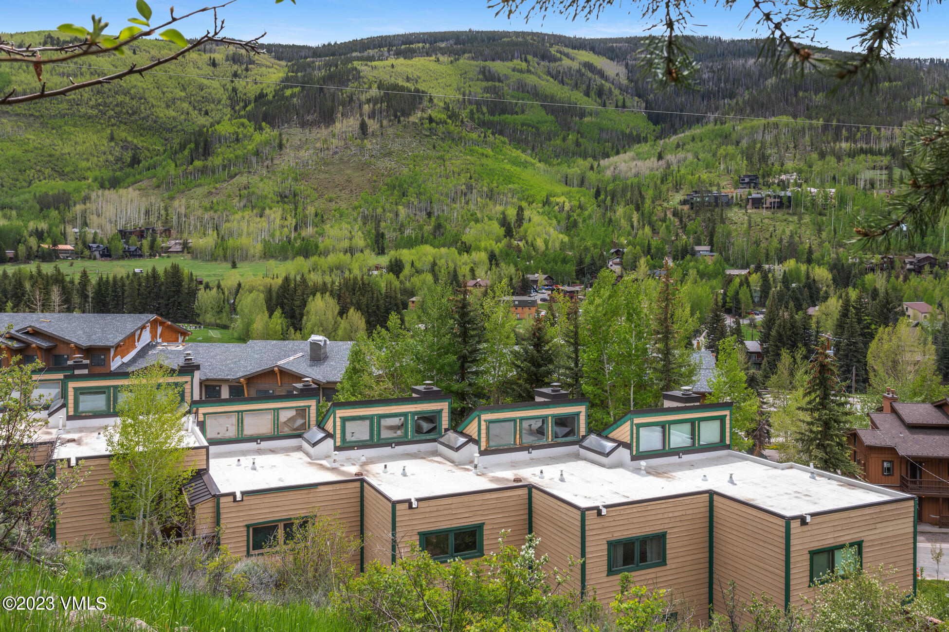 1839 Meadow Ridge Road, Unit C Vail, CO 81657 - Photo 2 of 30 1839 Meadow Ridge Rd C MLS-30