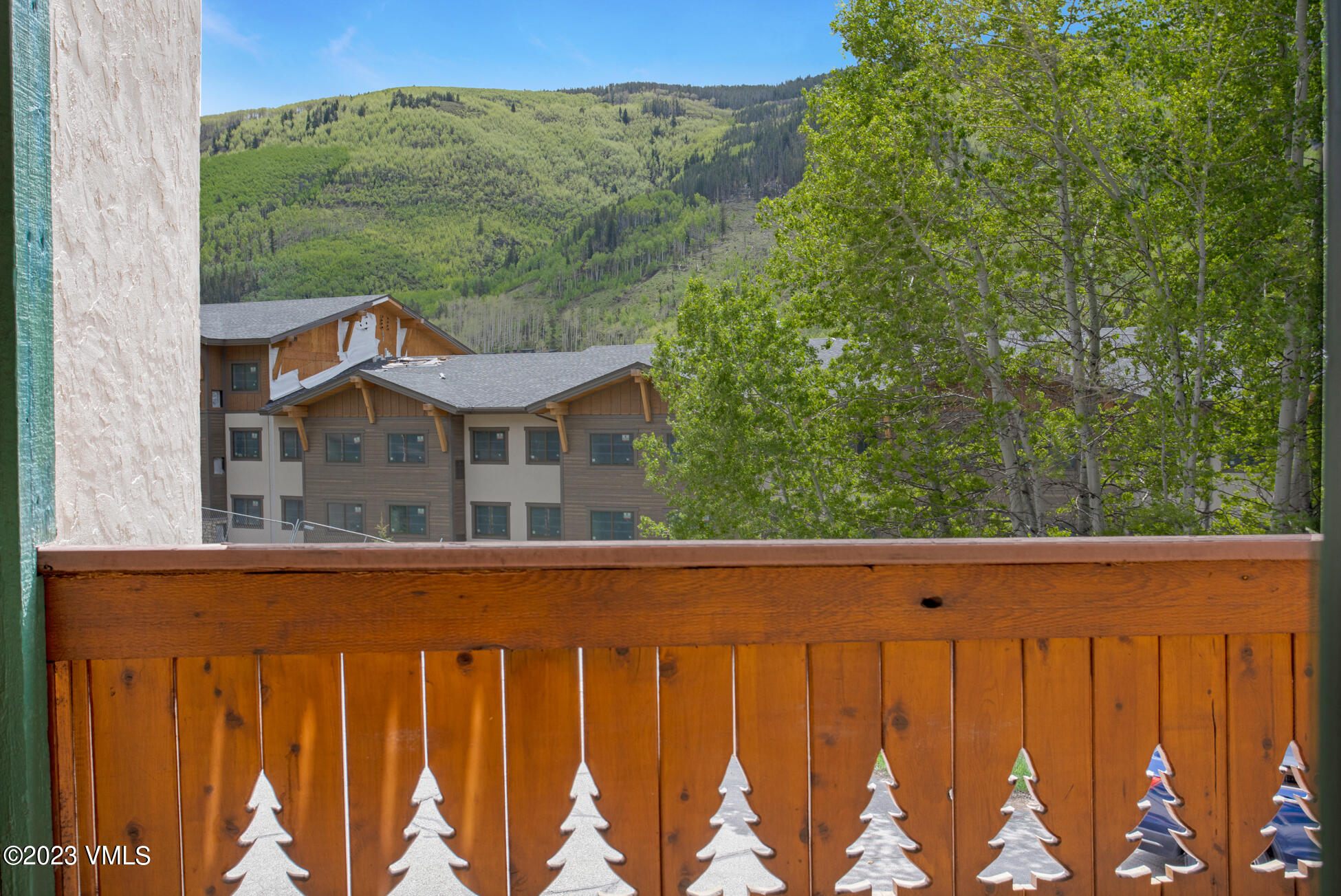 1839 Meadow Ridge Road, Unit C Vail, CO 81657 - Photo 8 of 30 1839 Meadow Ridge Rd C MLS-10