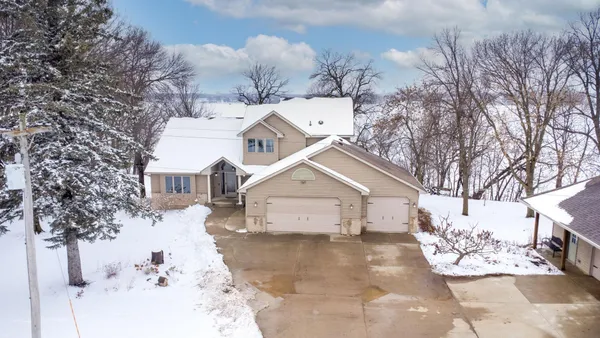 $825,000 | 5017 Imhoff Avenue Southwest, Howard Lake, MN 55349