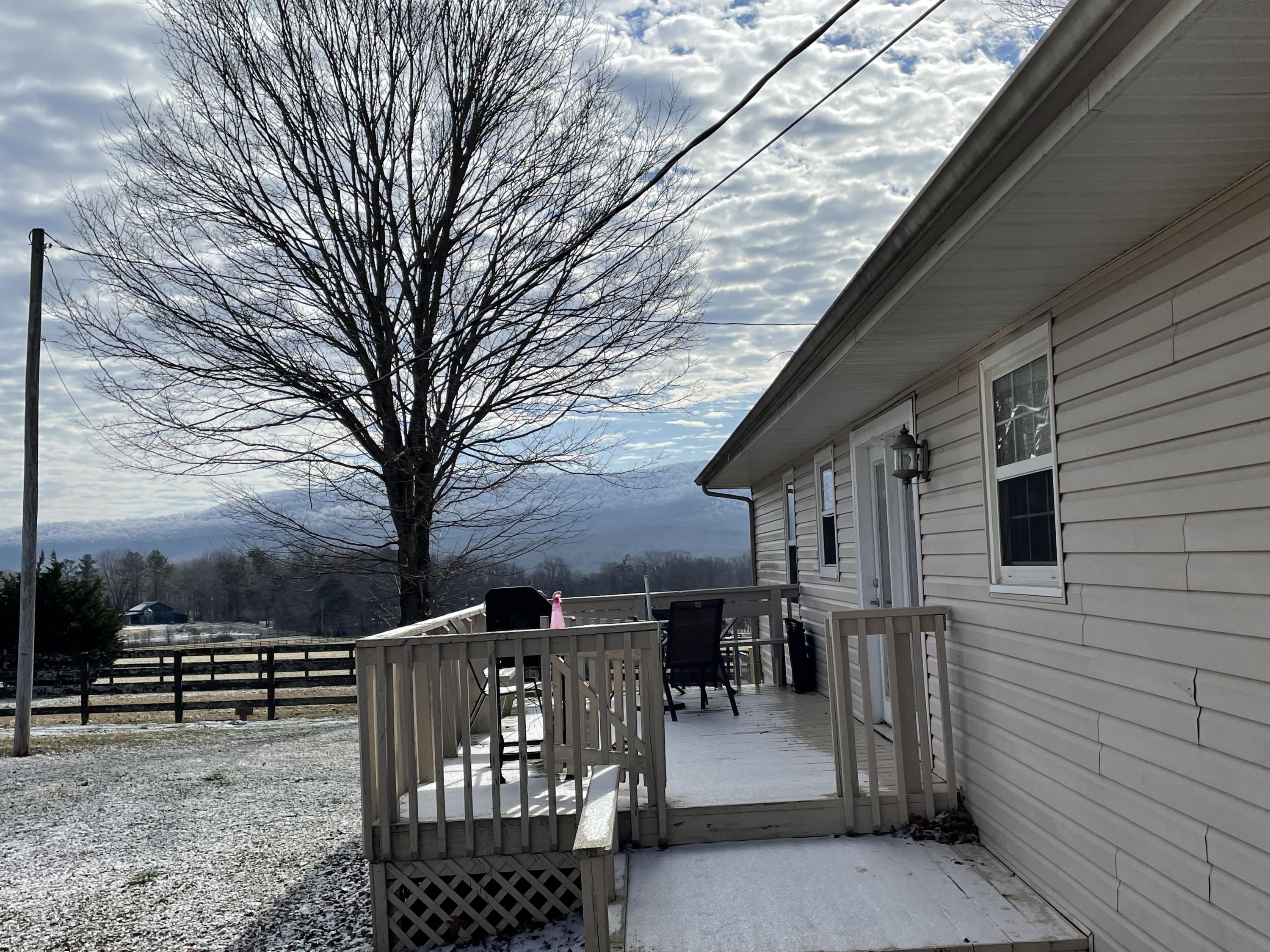 477 Houston Road Crossville, TN 38555 - Photo 12 of 29 IMG_0148