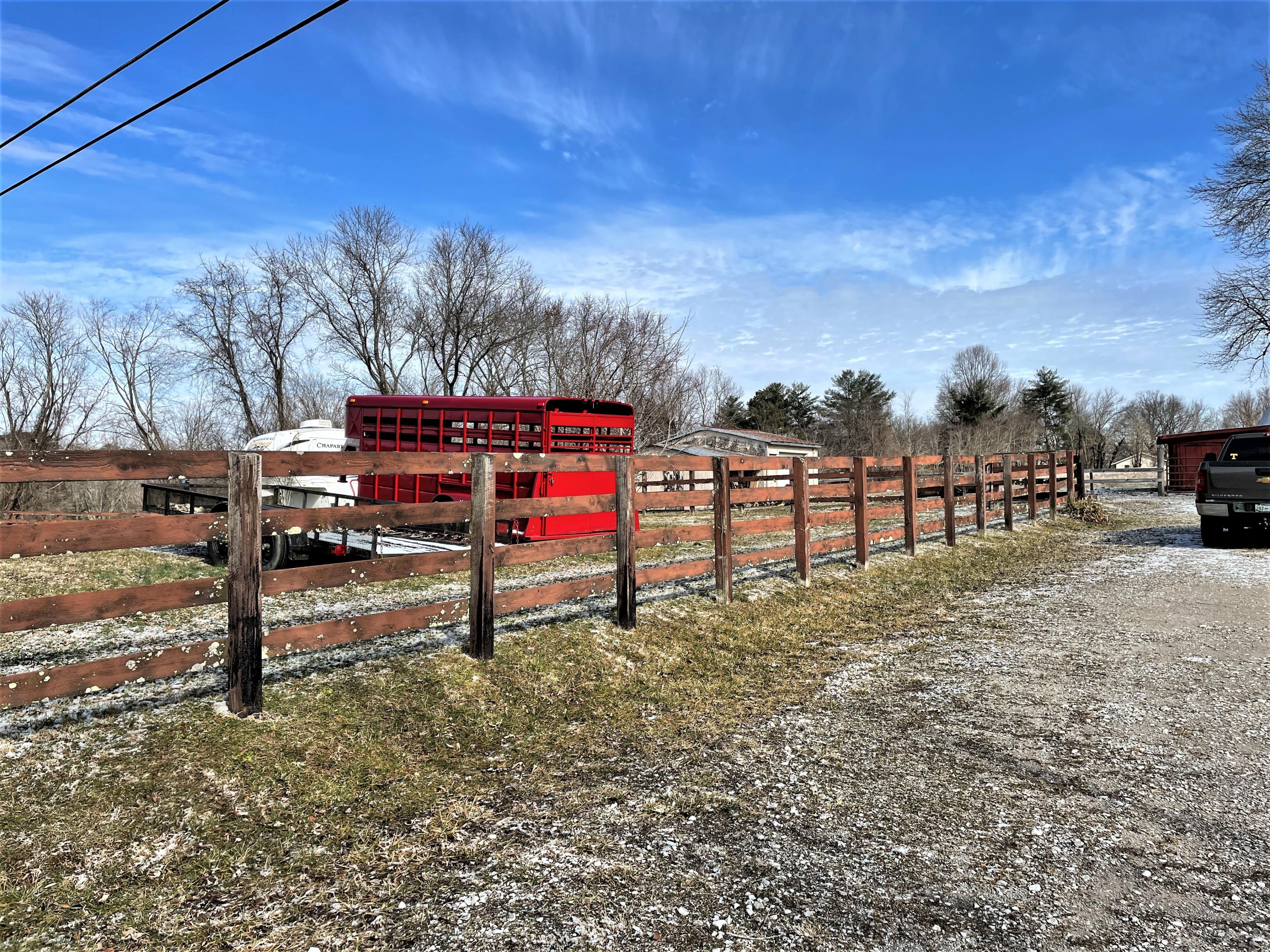 477 Houston Road Crossville, TN 38555 - Photo 8 of 29 IMG_0138
