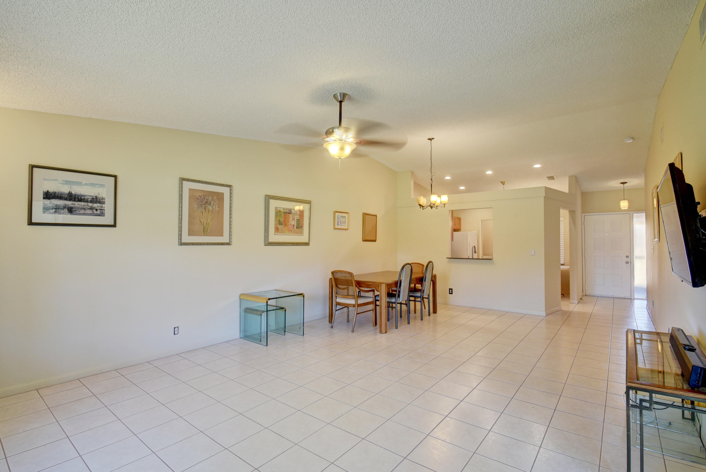 8187 Sweetbriar Way Boca Raton, FL 33496 - Photo 7 of 36 Lots of Natural Light!