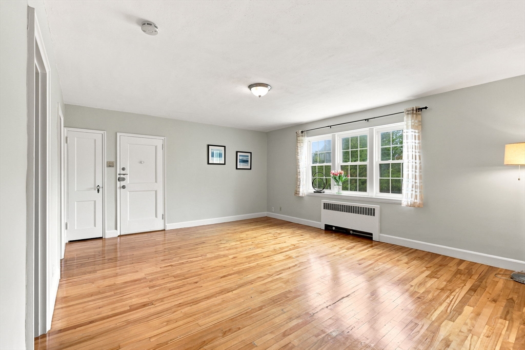 112 Maple Street, Unit 4 Malden, MA 02148 - Photo 7 of 28