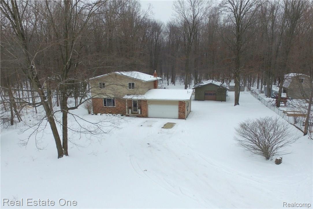 4585 Waldon Road Clarkston, MI 48348 - Photo 2 of 27 2.JPG