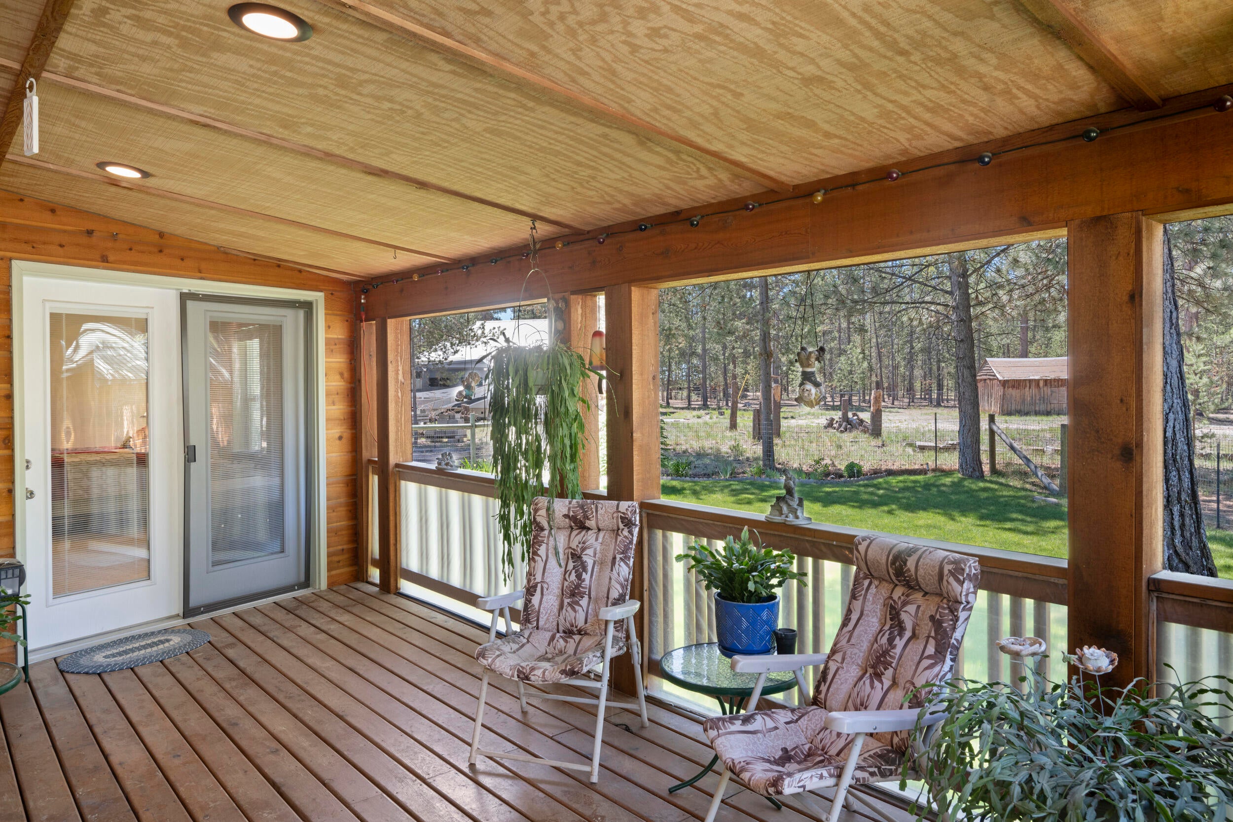 1838 Rector Drive La Pine, OR 97739 - Photo 60 of 69 porch