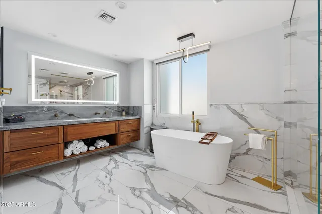 $20,000 | 3112 East Palo Verde Drive, Phoenix, AZ 85016