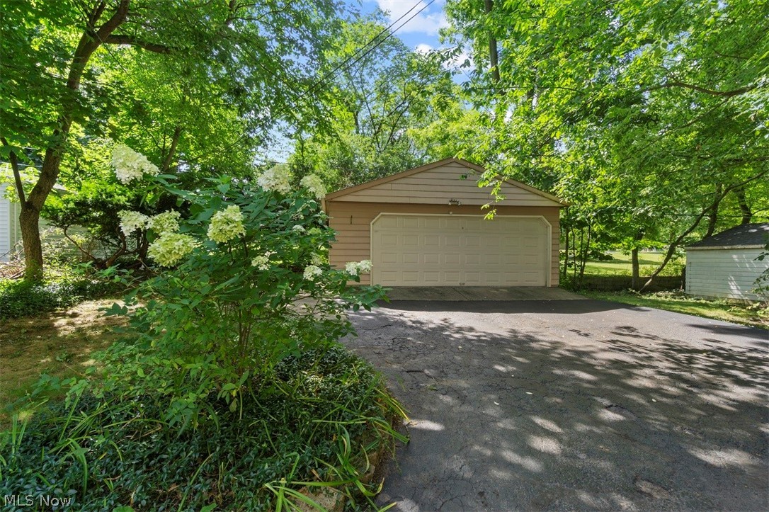 3156 Oak Road Cleveland, OH 44118 - Photo 28 of 30