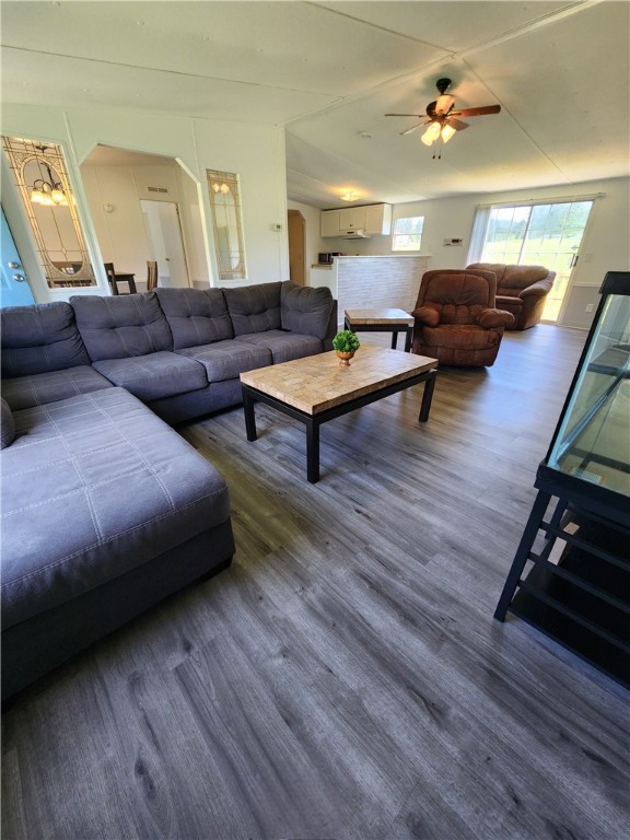 1013 Erskine Road Anderson, SC 29621 - Photo 5 of 16