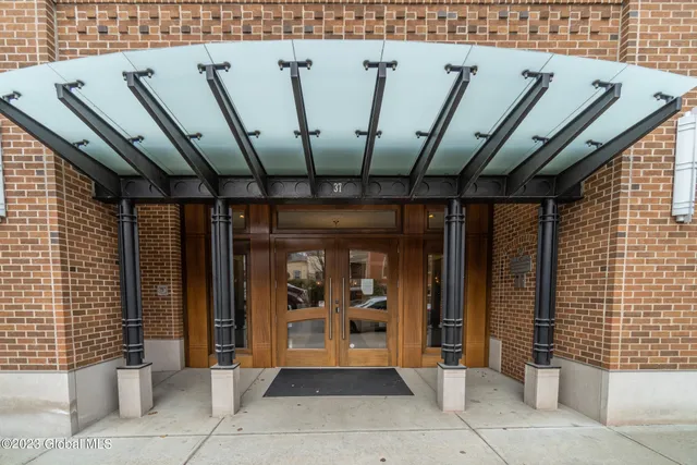 $22,000 | 37 Henry Street, Unit 401, Saratoga Springs, NY 12866