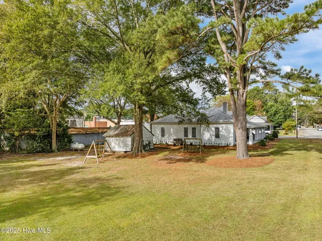 $205,000 | 202 North Main Street, Walstonburg, NC 27888