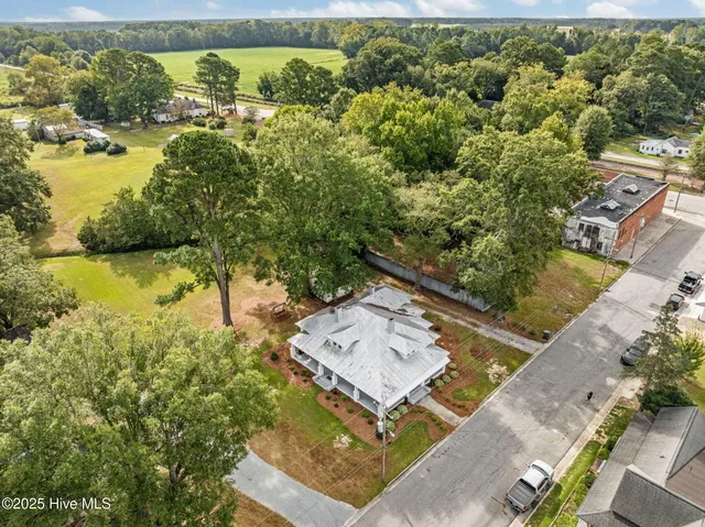 $205,000 | 202 North Main Street, Walstonburg, NC 27888