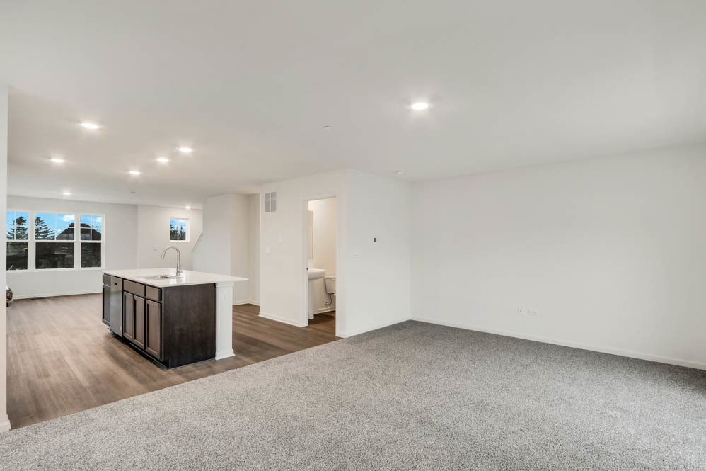 361 Bridgeview Court St. Charles, IL 60174 - Photo 7 of 44