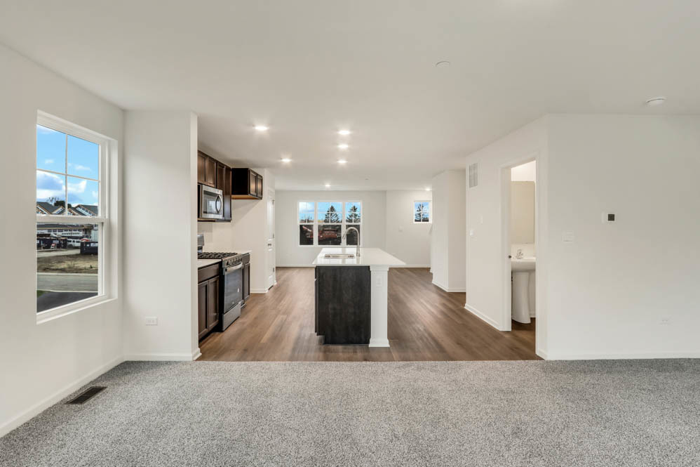 361 Bridgeview Court St. Charles, IL 60174 - Photo 8 of 44