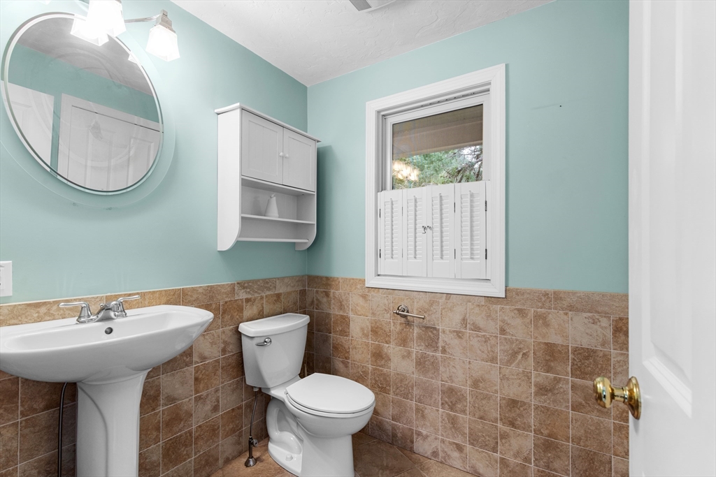 206 R Bourne Road Plymouth, MA 02360 - Photo 15 of 42 Gallery Image 15