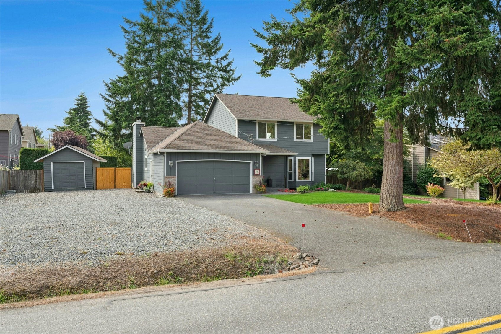 1132 Crawford Road Lynnwood, WA 98036 - Photo 3 of 39