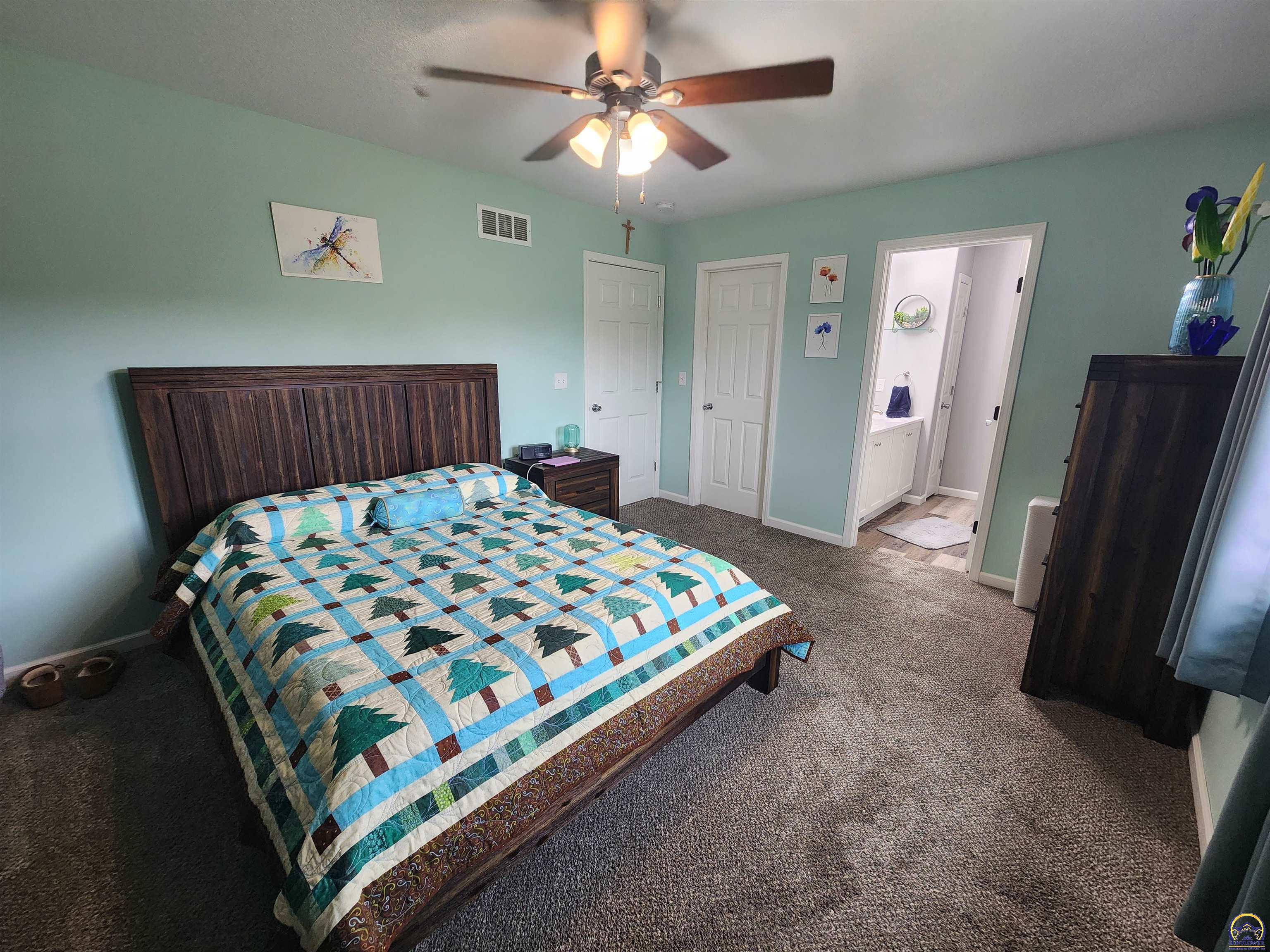 901 Riverside Court Emporia, KS 66801 - Photo 14 of 39