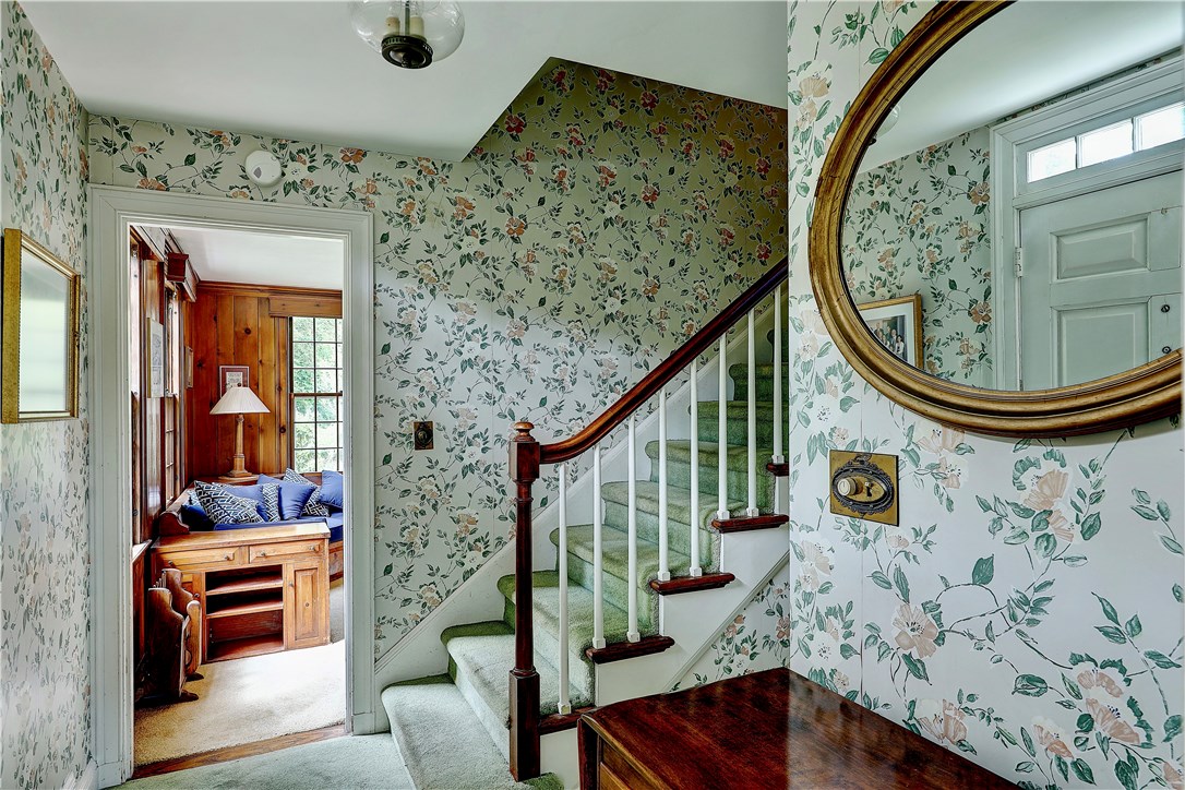 60 Adams Point Road Barrington, RI 02806 - Photo 11 of 50