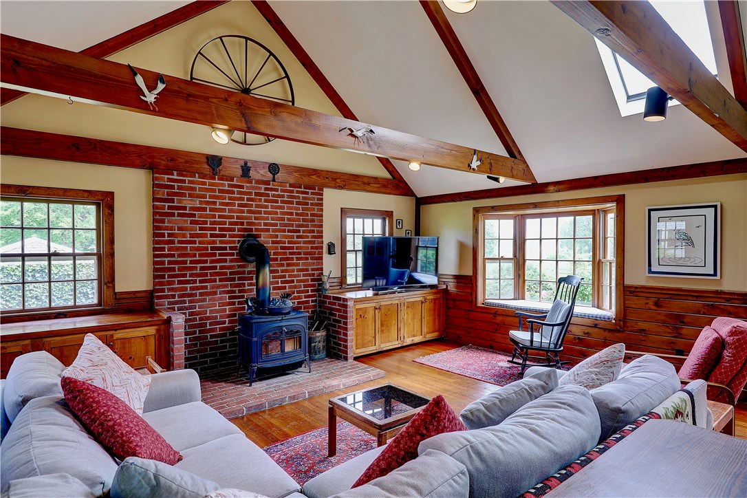 60 Adams Point Road Barrington, RI 02806 - Photo 23 of 50