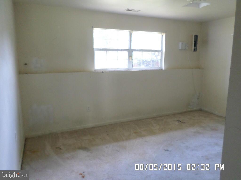 3520 Corn Stream Road Randallstown, MD 21133 - Photo 15 of 16 an empty room with a window