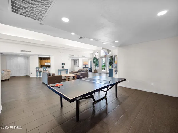 $179,000 | 2929 West Yorkshire Drive, Unit 2015, Phoenix, AZ 85027