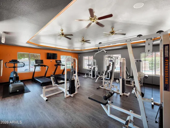 $179,000 | 2929 West Yorkshire Drive, Unit 2015, Phoenix, AZ 85027