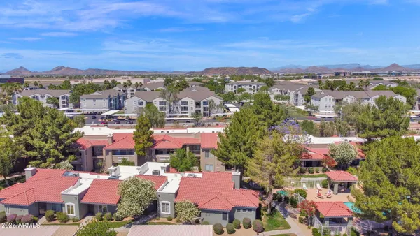 $179,000 | 2929 West Yorkshire Drive, Unit 2015, Phoenix, AZ 85027